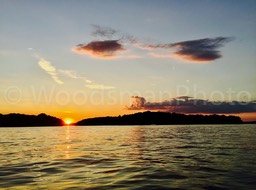 Sunset_Between_Lake_Islands
